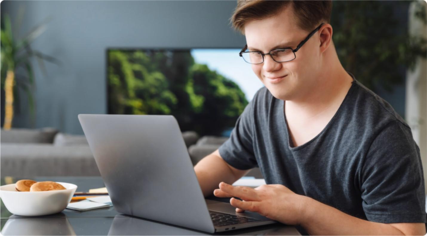 Übersichtliche Erfassung von Einnahmen und Ausgaben auf einem modernen Dashboard